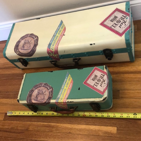 PBTeen shelf set (sold individually due to shipping cost) price is for ea item. - Picture 3 of 7